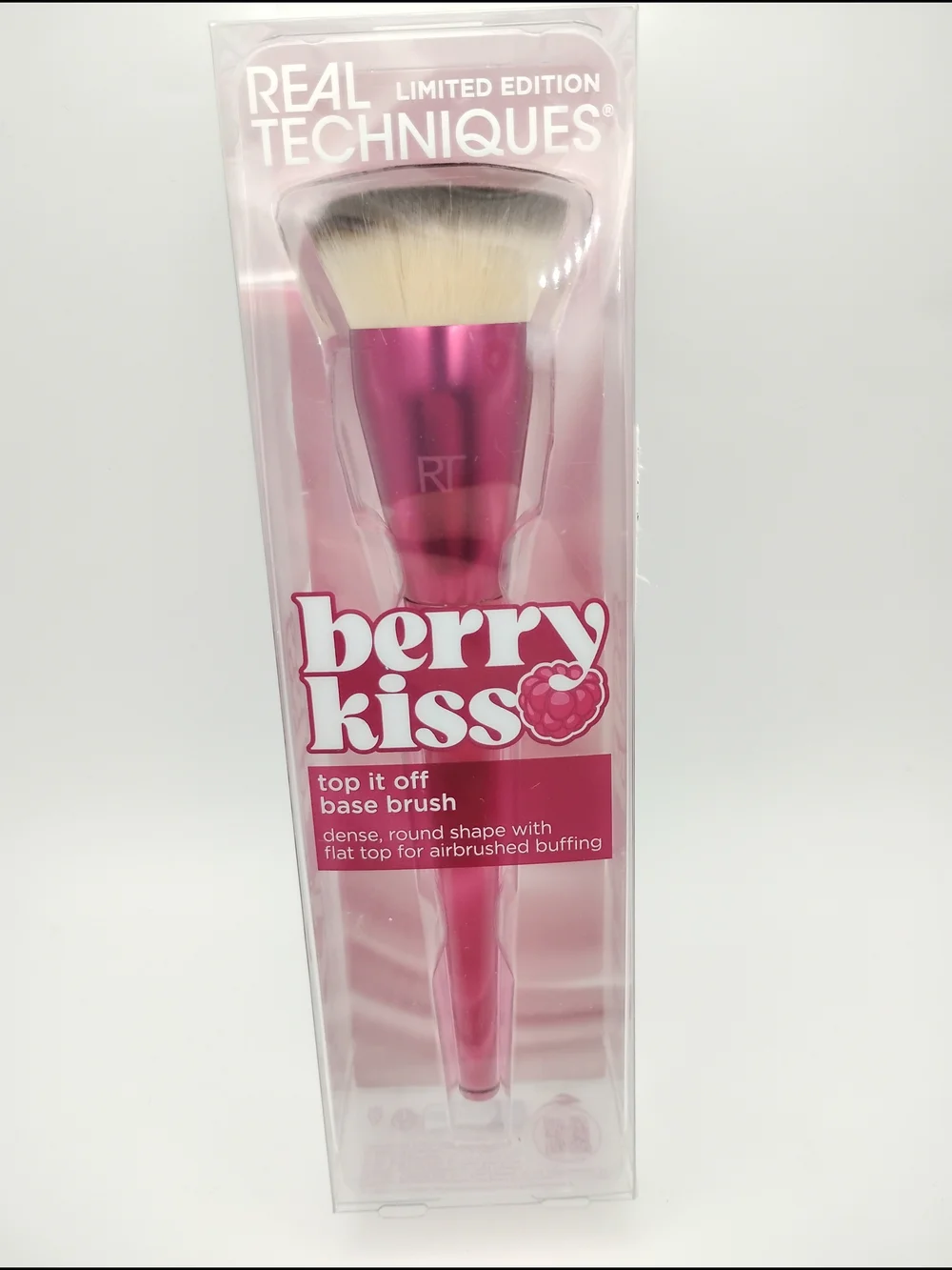 Real Techniques Berry Kiss Top It Off Base Brush - BRAND NEW IN THE BOX